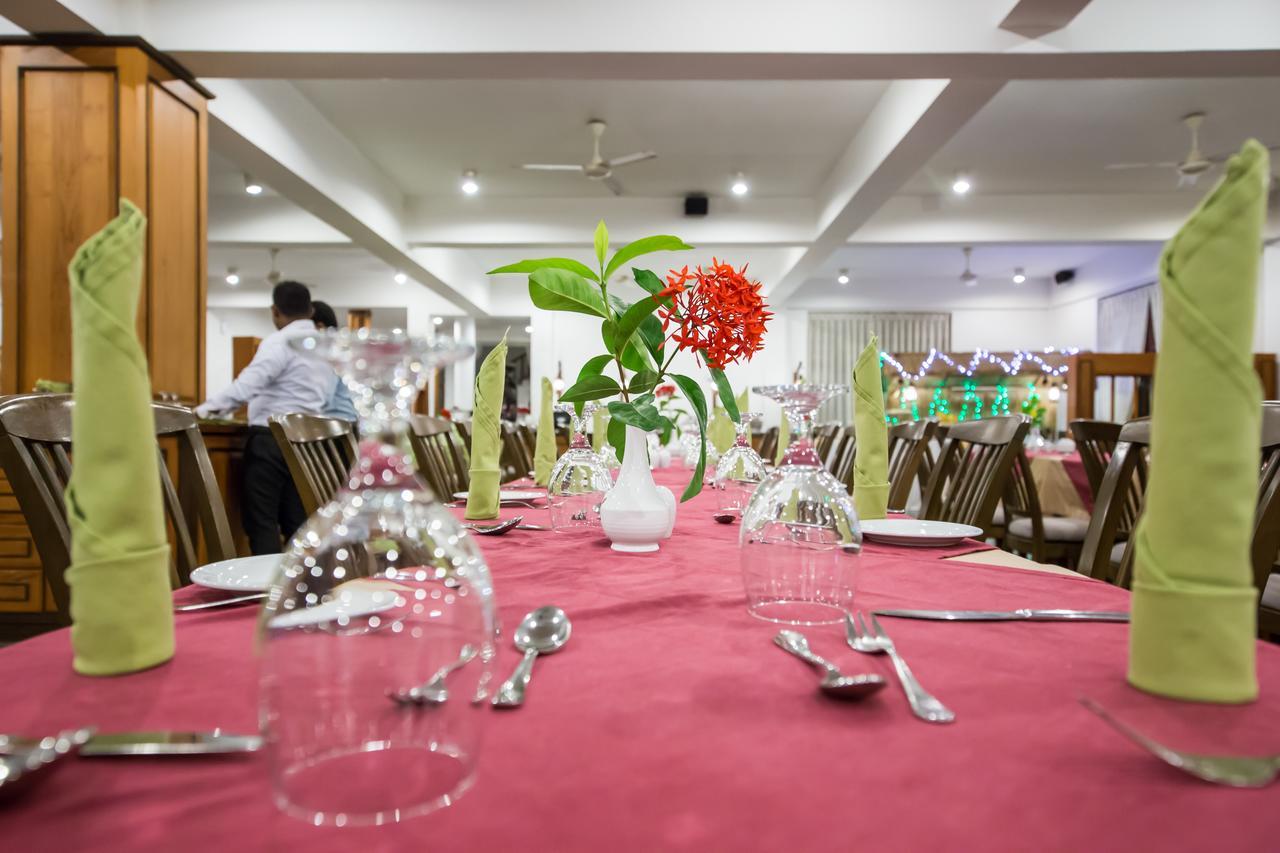 Hotel Yapahuwa Paradise Экстерьер фото