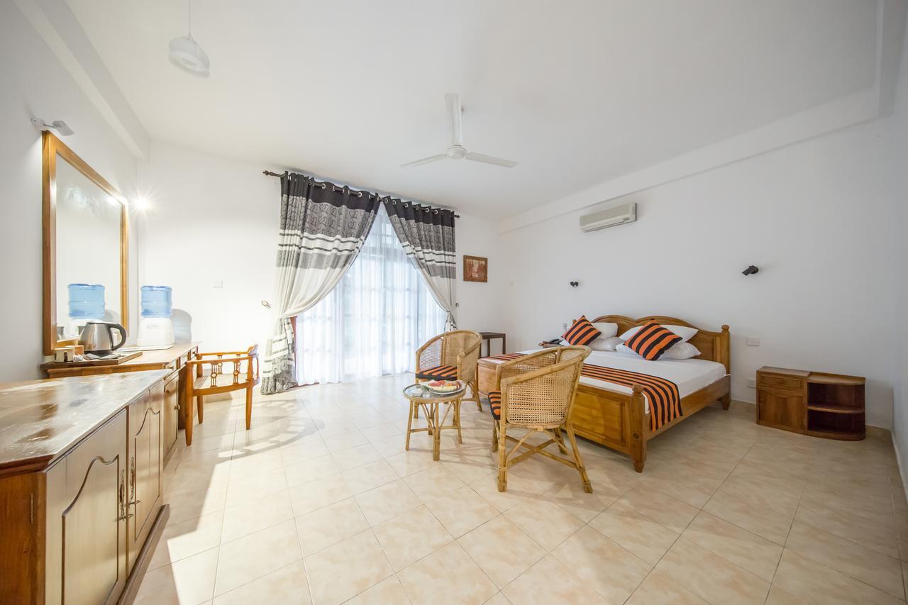 Hotel Yapahuwa Paradise Экстерьер фото