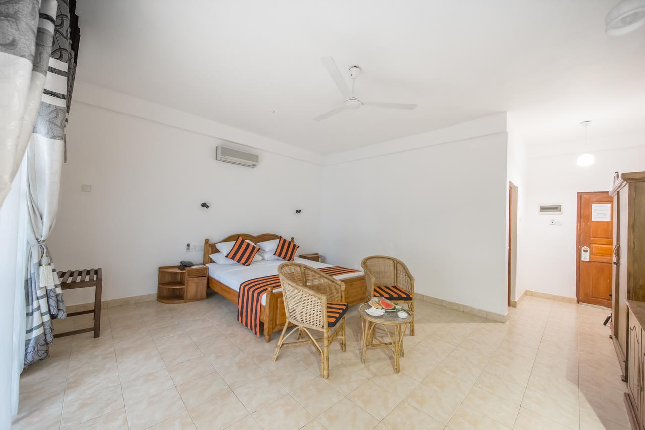 Hotel Yapahuwa Paradise Экстерьер фото